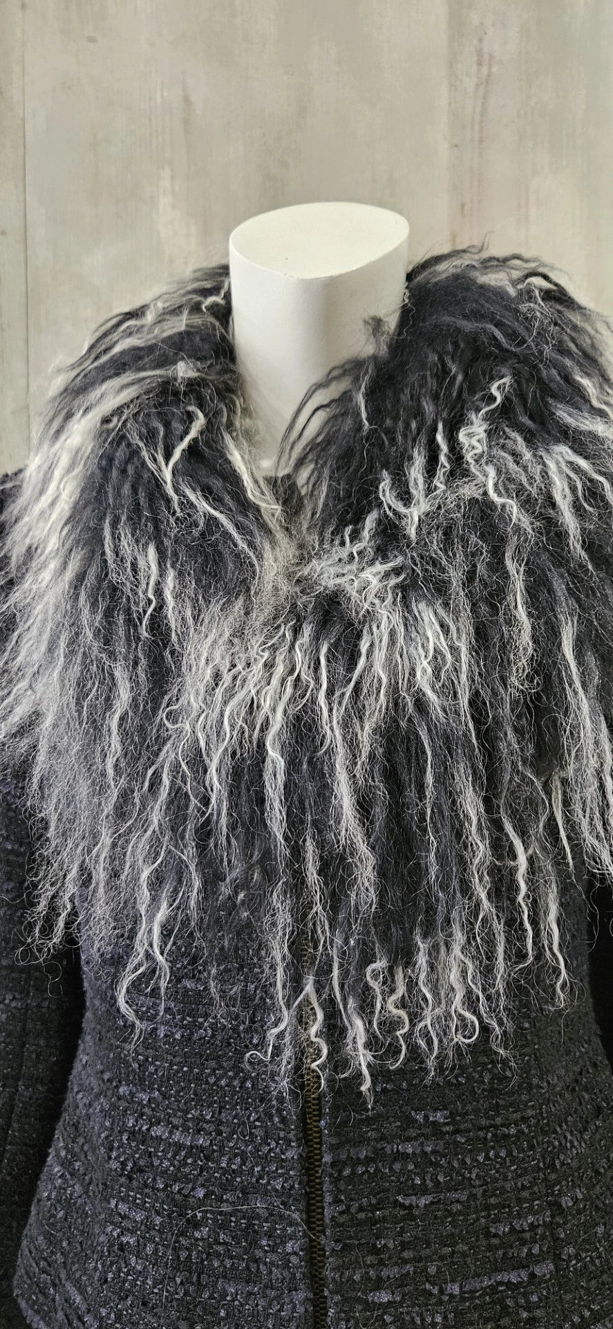 mongolian lamb scarf anthracite snow top