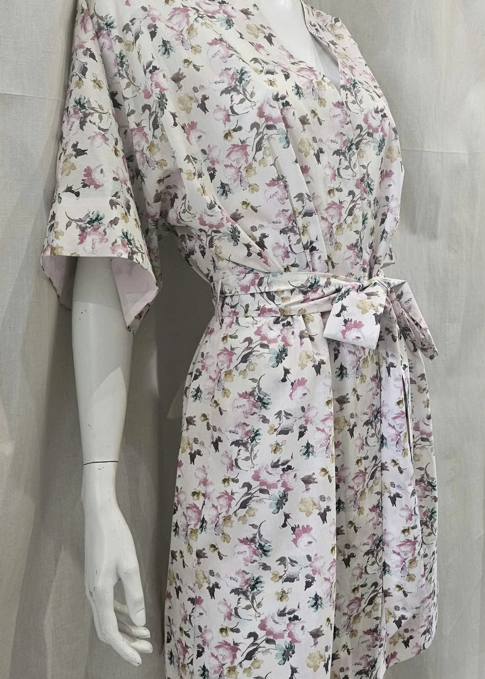 liberty print raining rosebuds short kimono