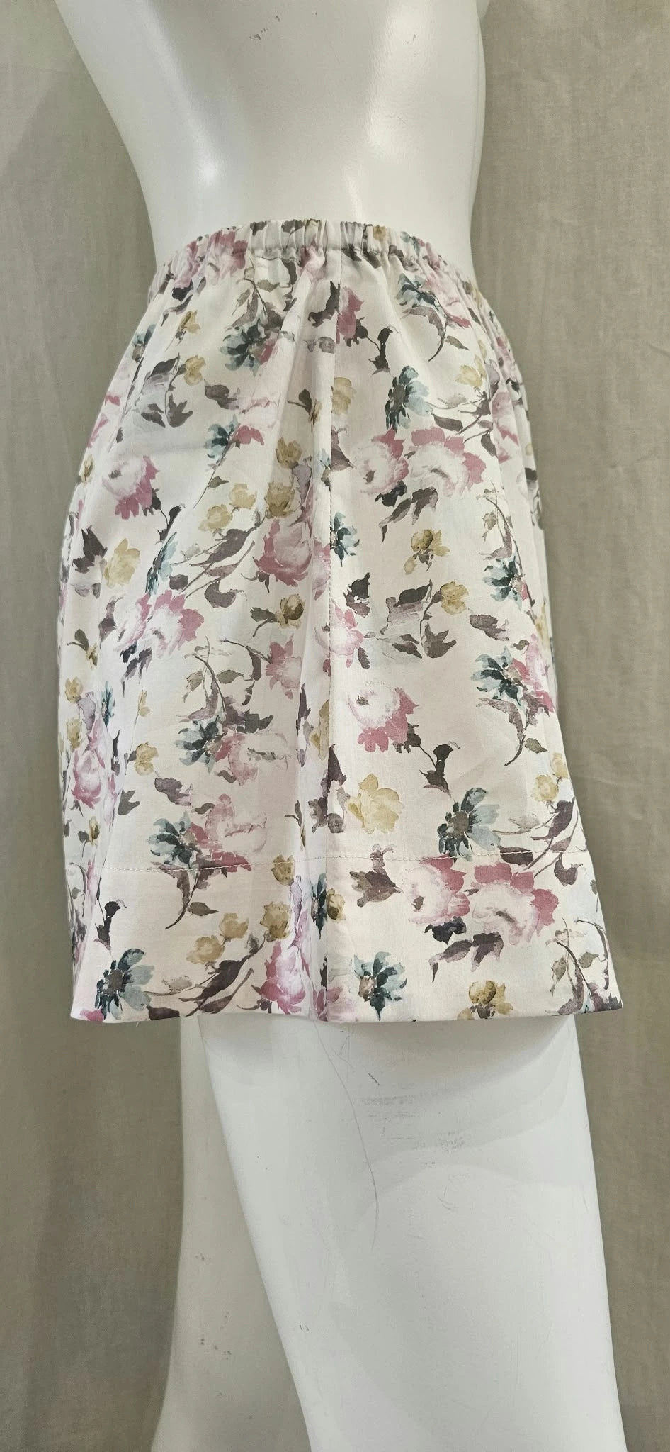 liberty print raining rosebuds shorts